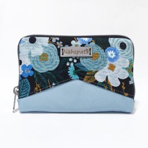 Portemonnaie Little Mynta - blue flowers - hellblau